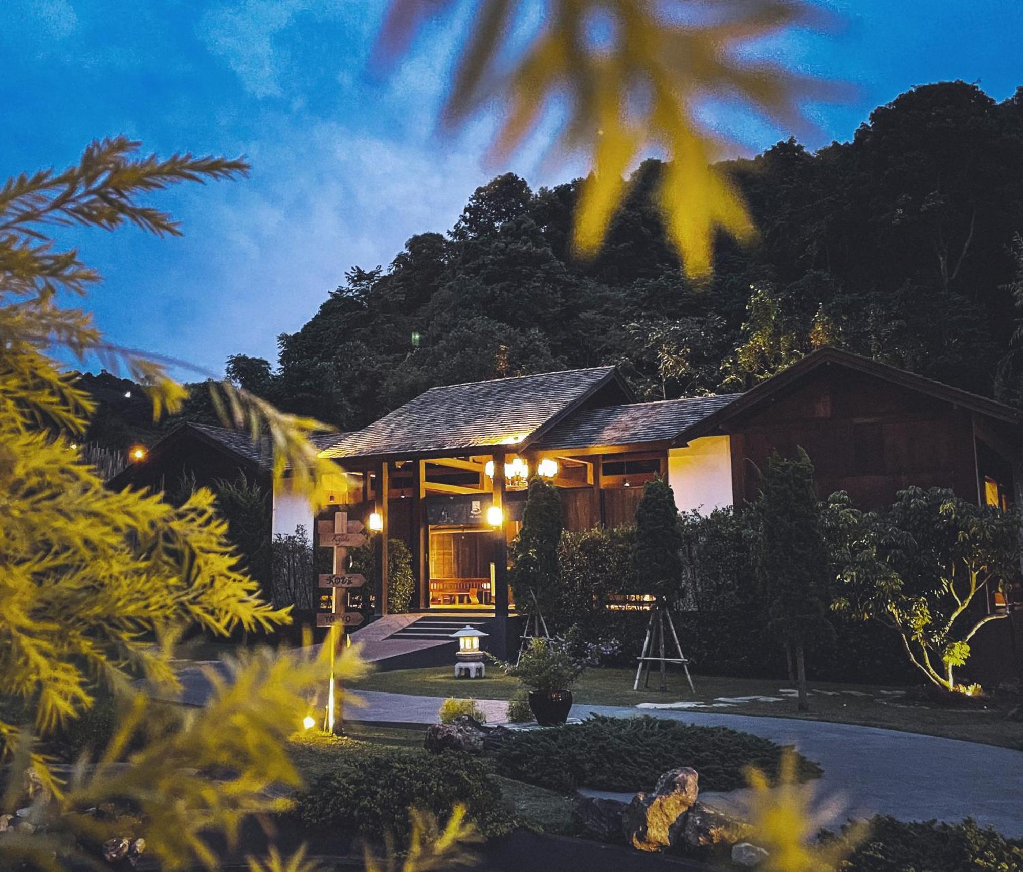 Onsen At Moncham Hotel Mae Rim Bagian luar foto